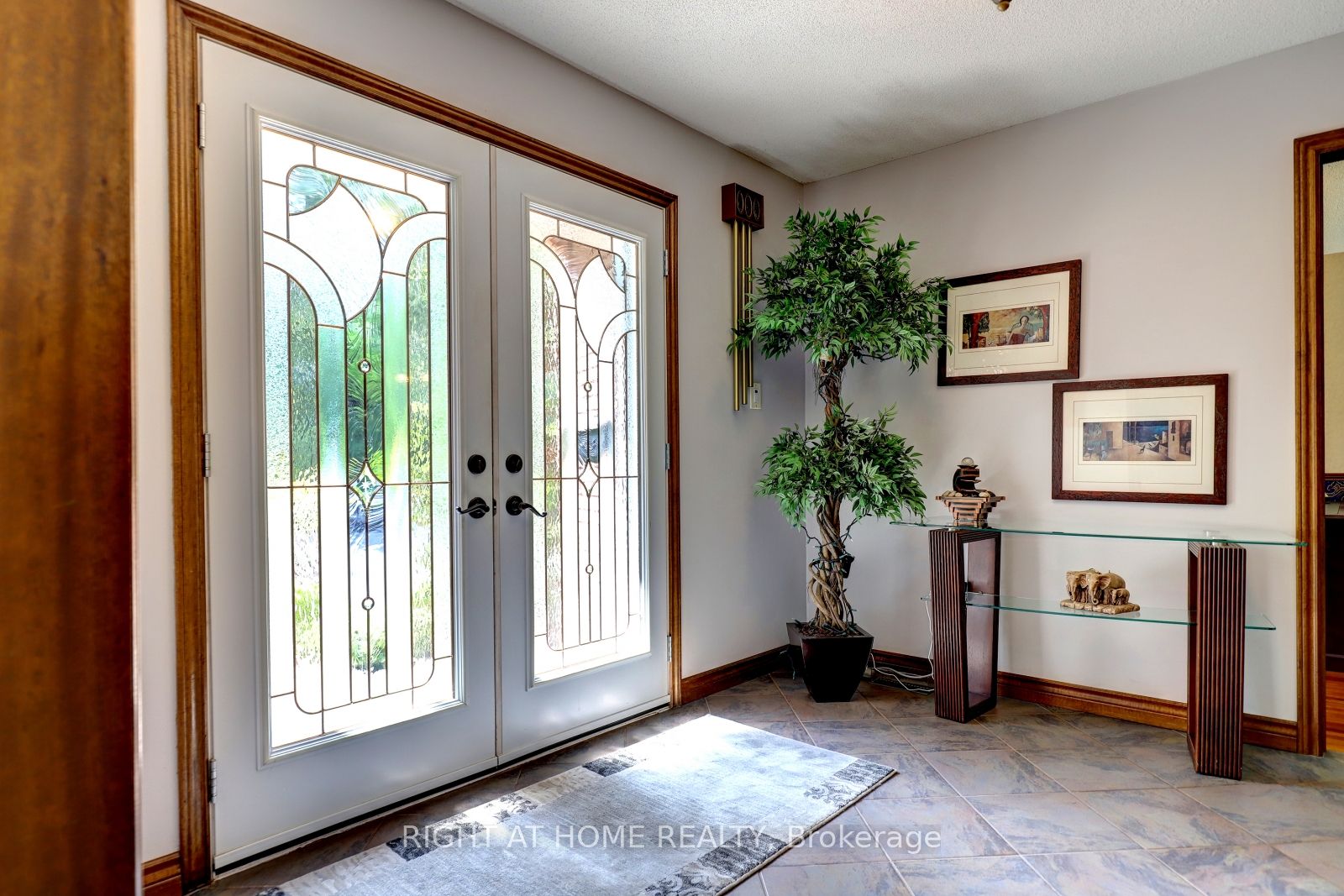 1412 Carmen Drive