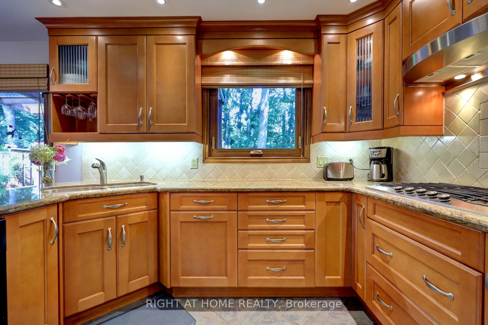 1412 Carmen Drive