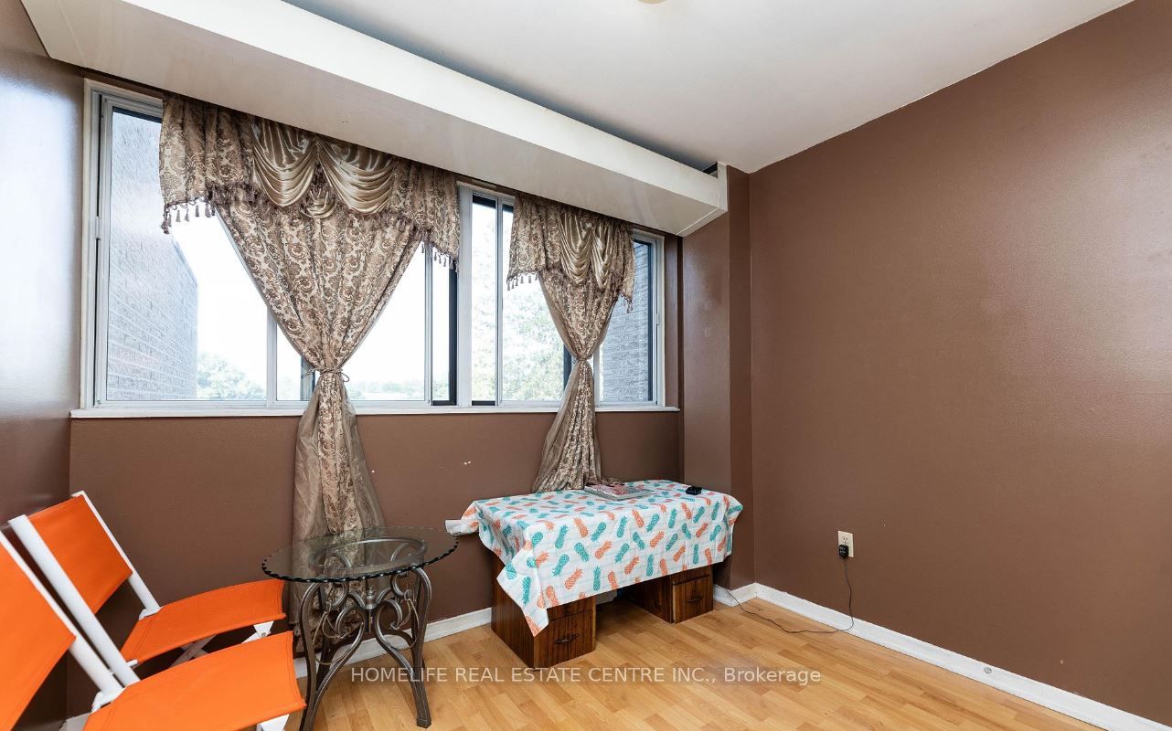 2095 Roche Court, #275