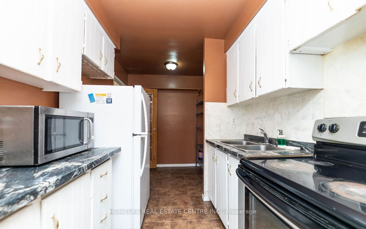 2095 Roche Court, #275