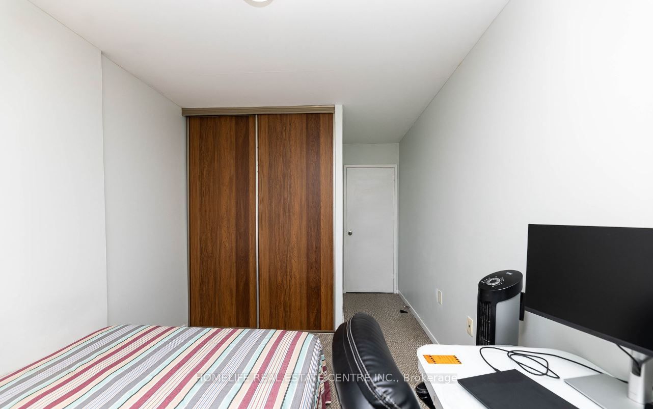 2095 Roche Court, #275