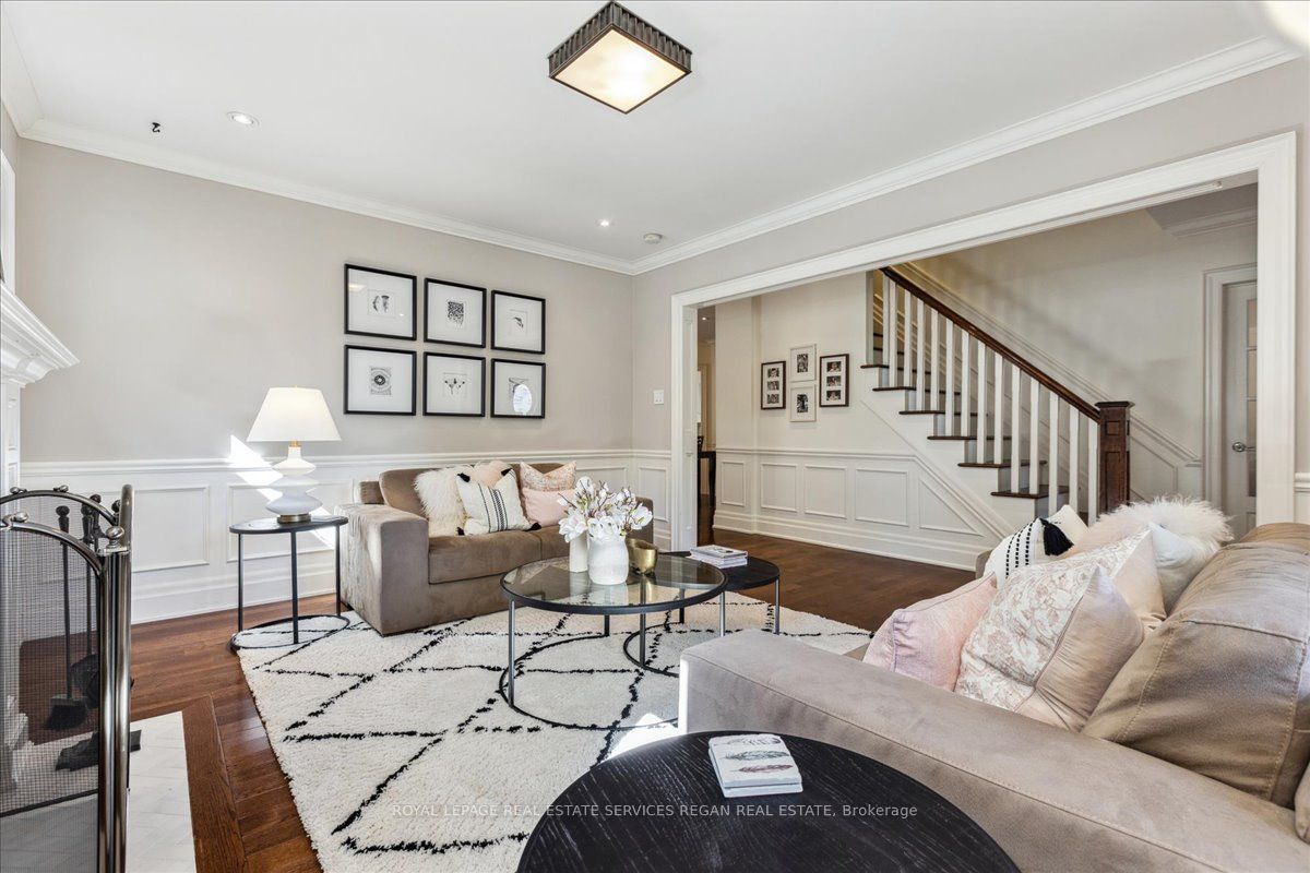 323 Maple Ave