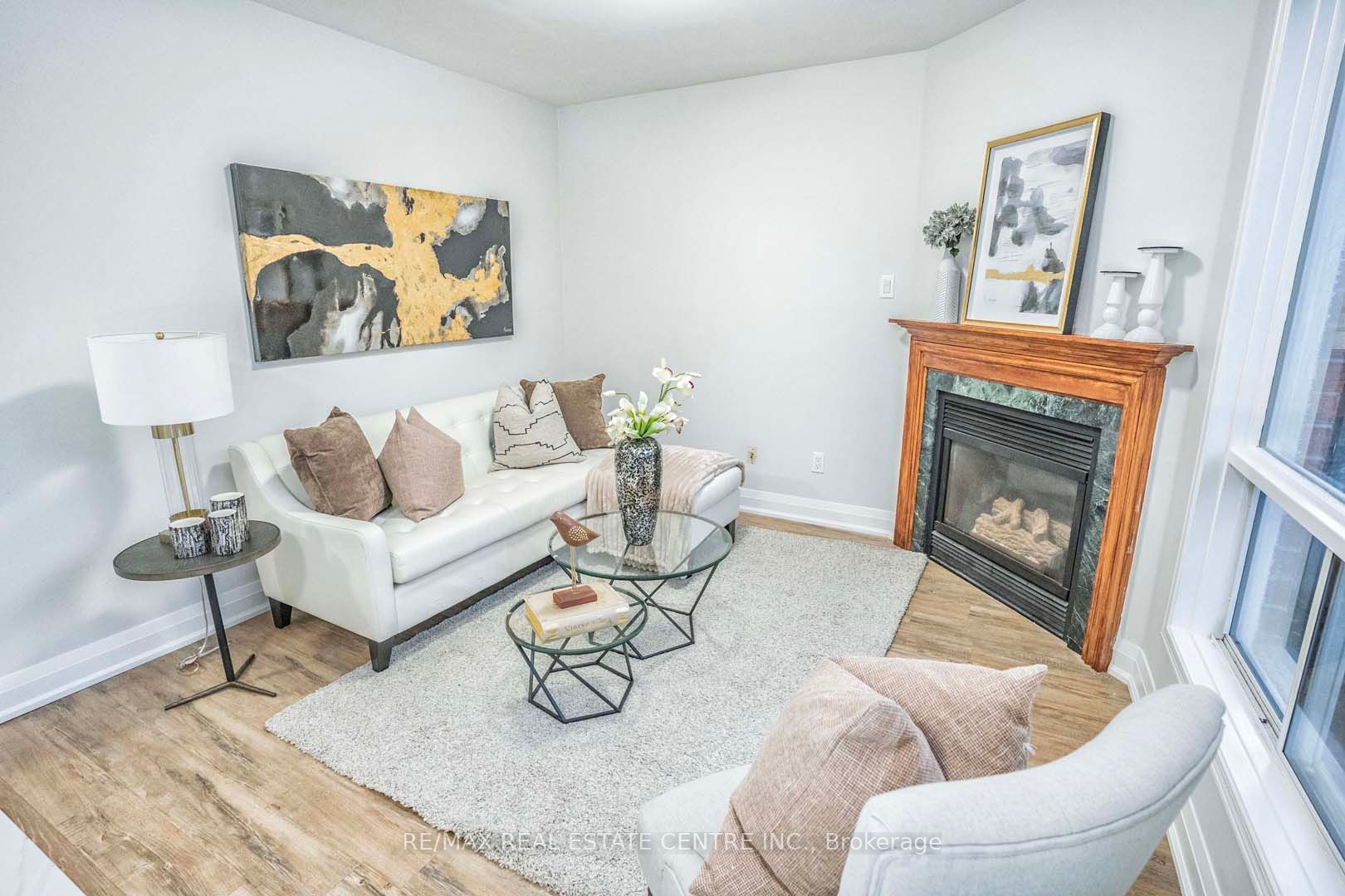 24 Richwood Cres