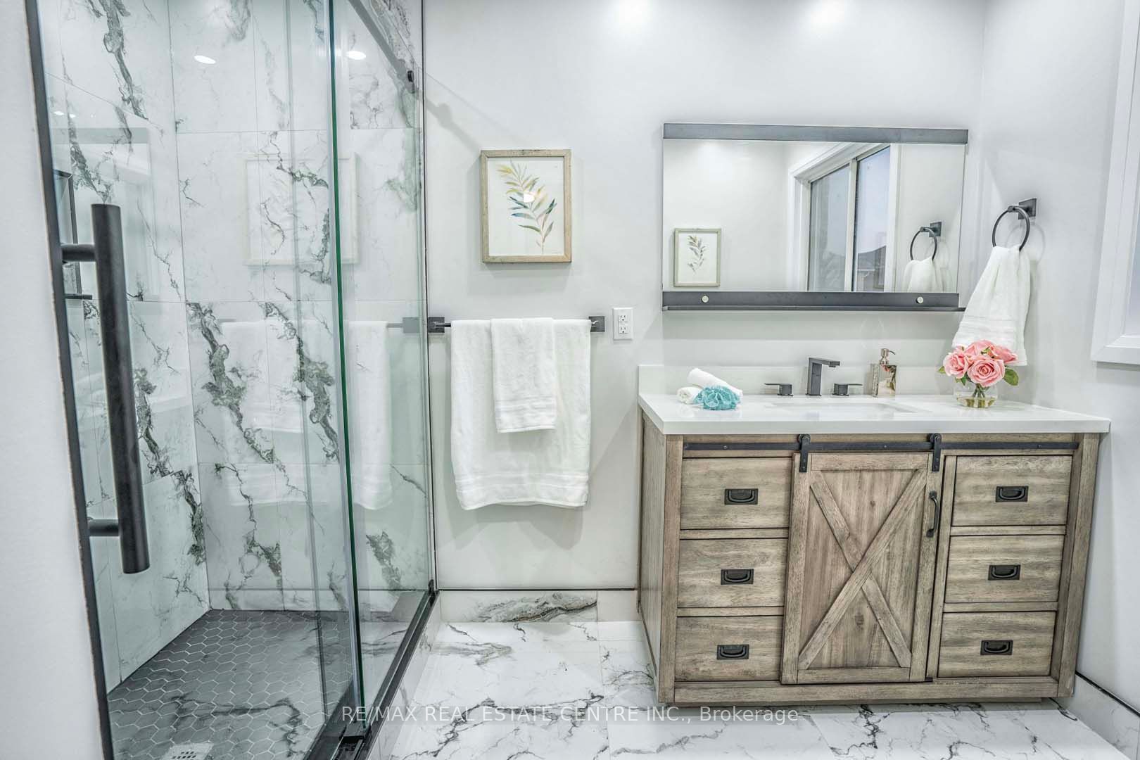 24 Richwood Cres
