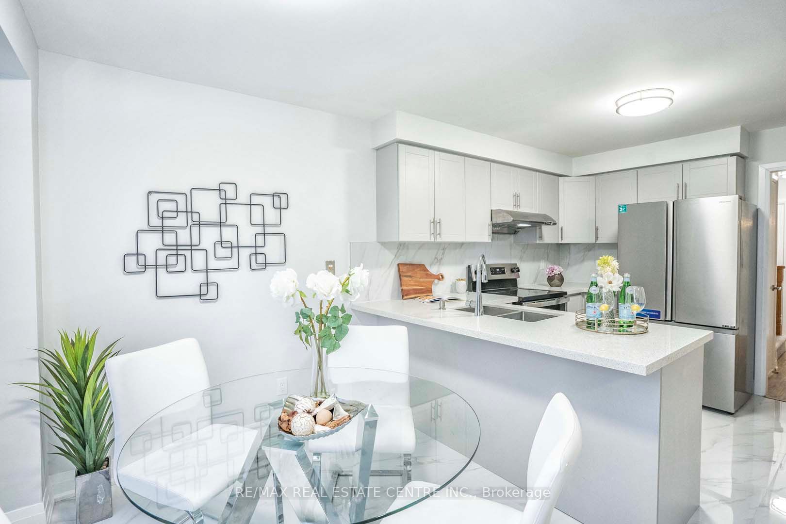 24 Richwood Cres
