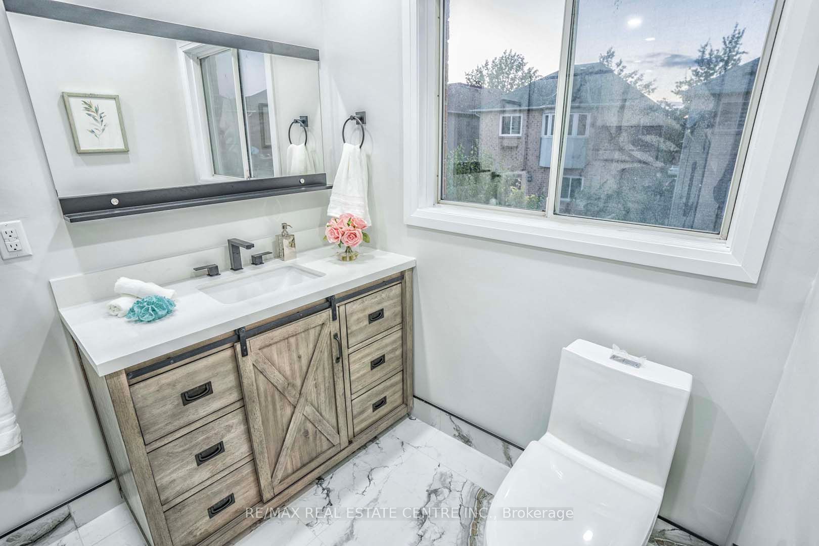 24 Richwood Cres