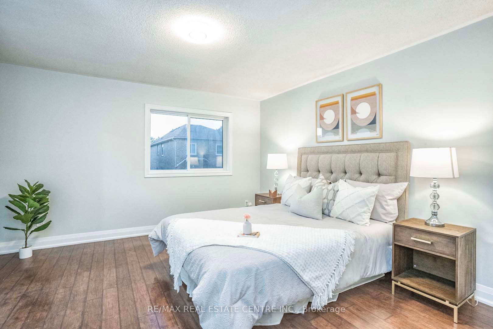 24 Richwood Cres