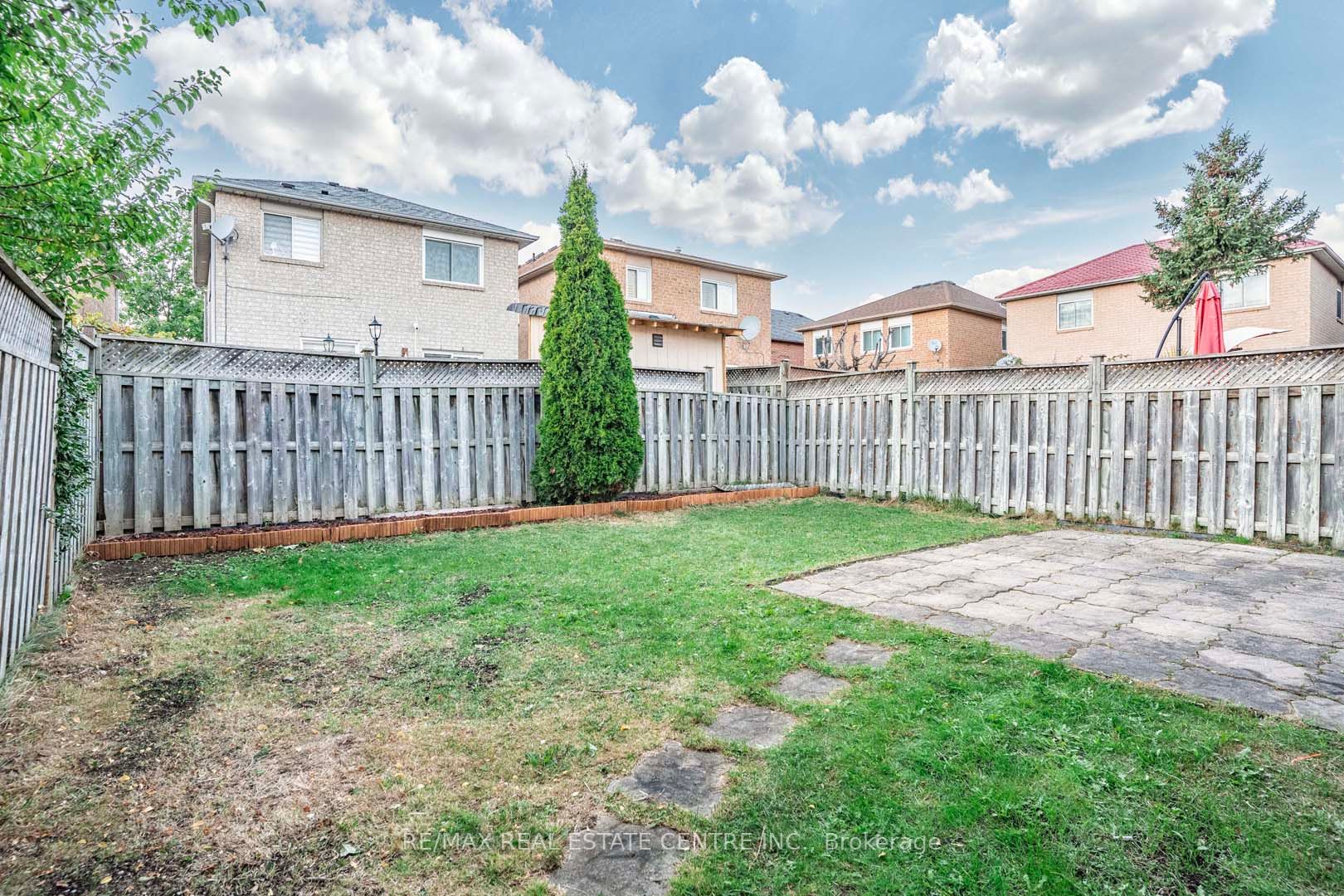 24 Richwood Cres