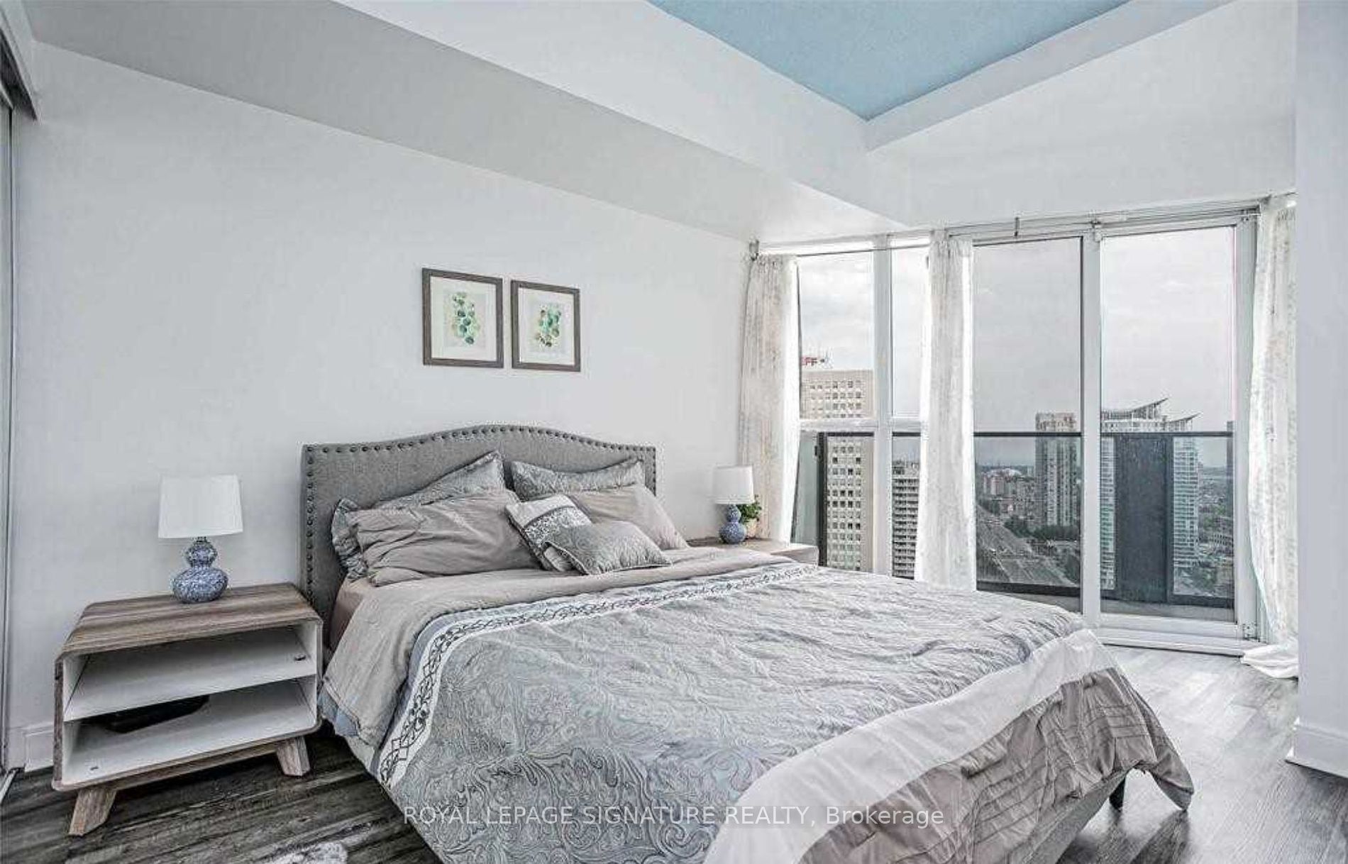 60 Absolute Avenue, #2202