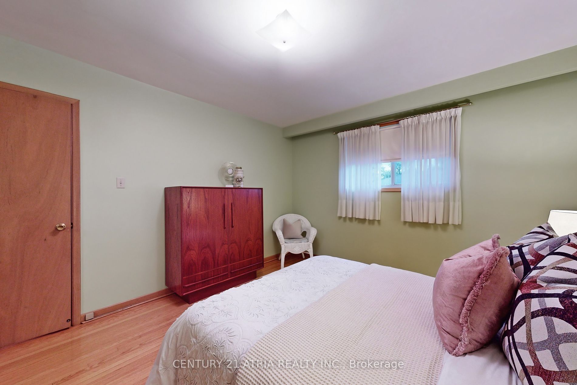 24 Keegan Cres