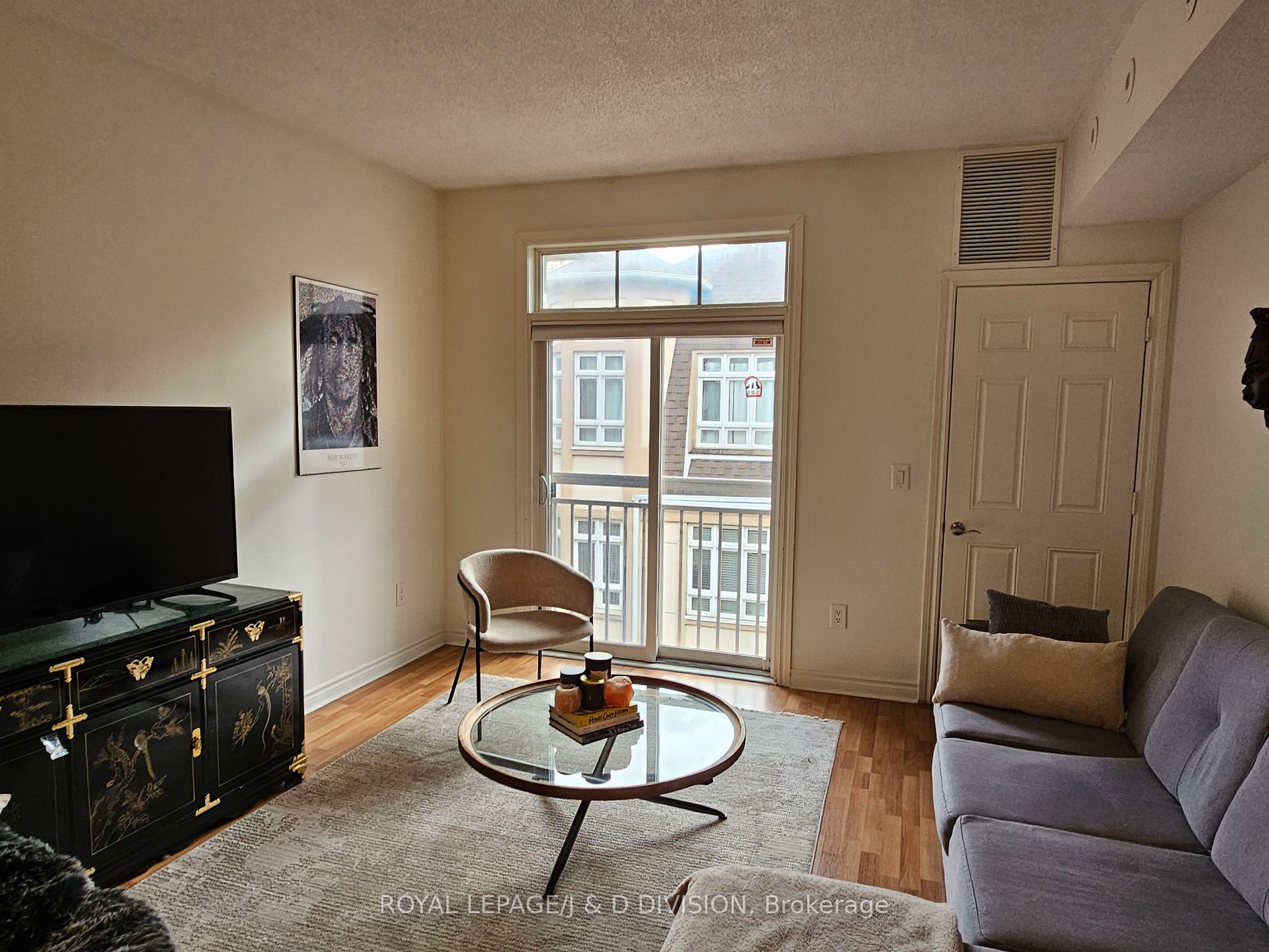 38 Gibson Ave, #9