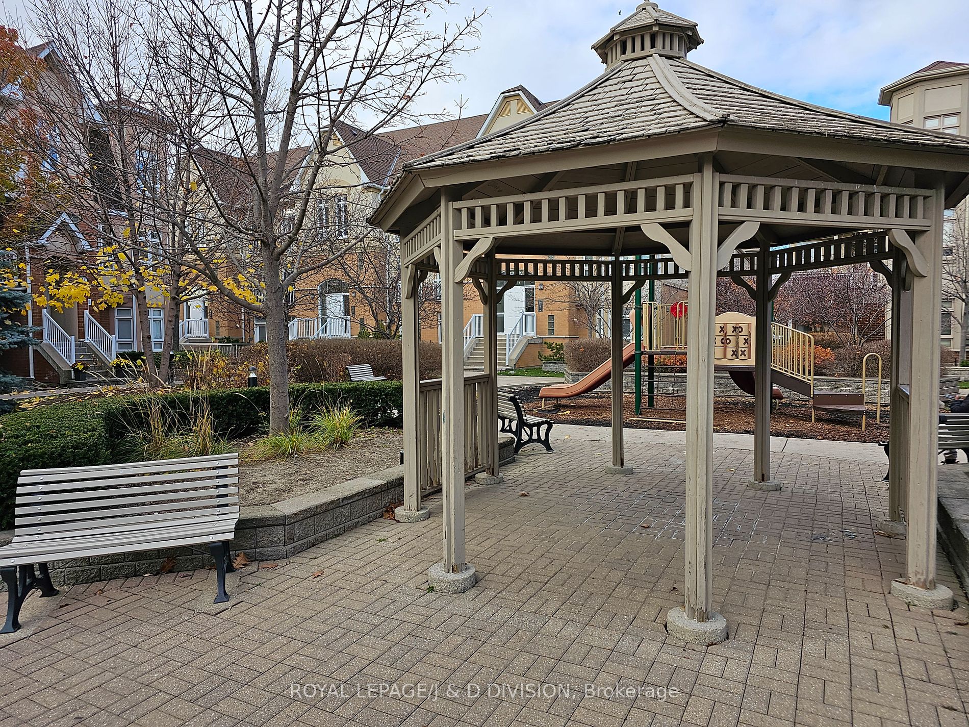 38 Gibson Ave, #9