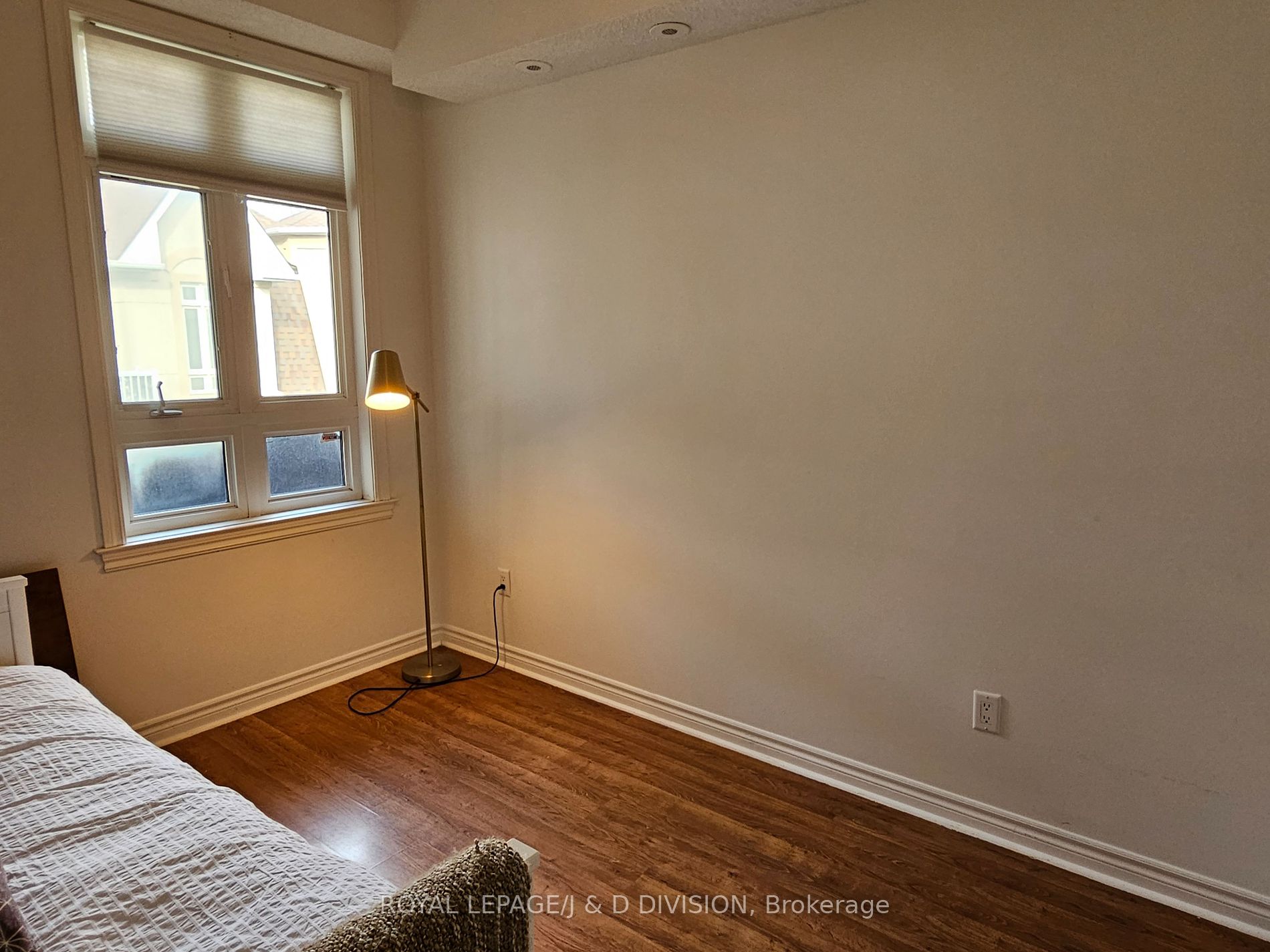 38 Gibson Ave, #9
