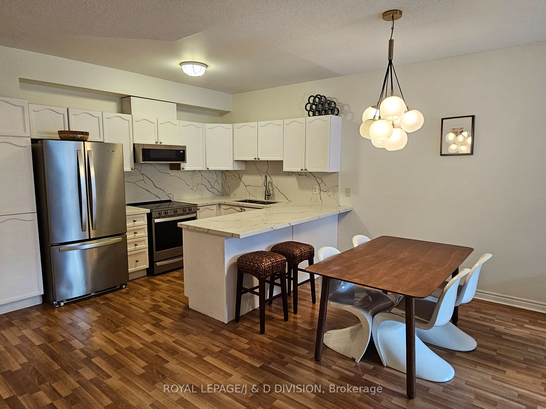 38 Gibson Ave, #9