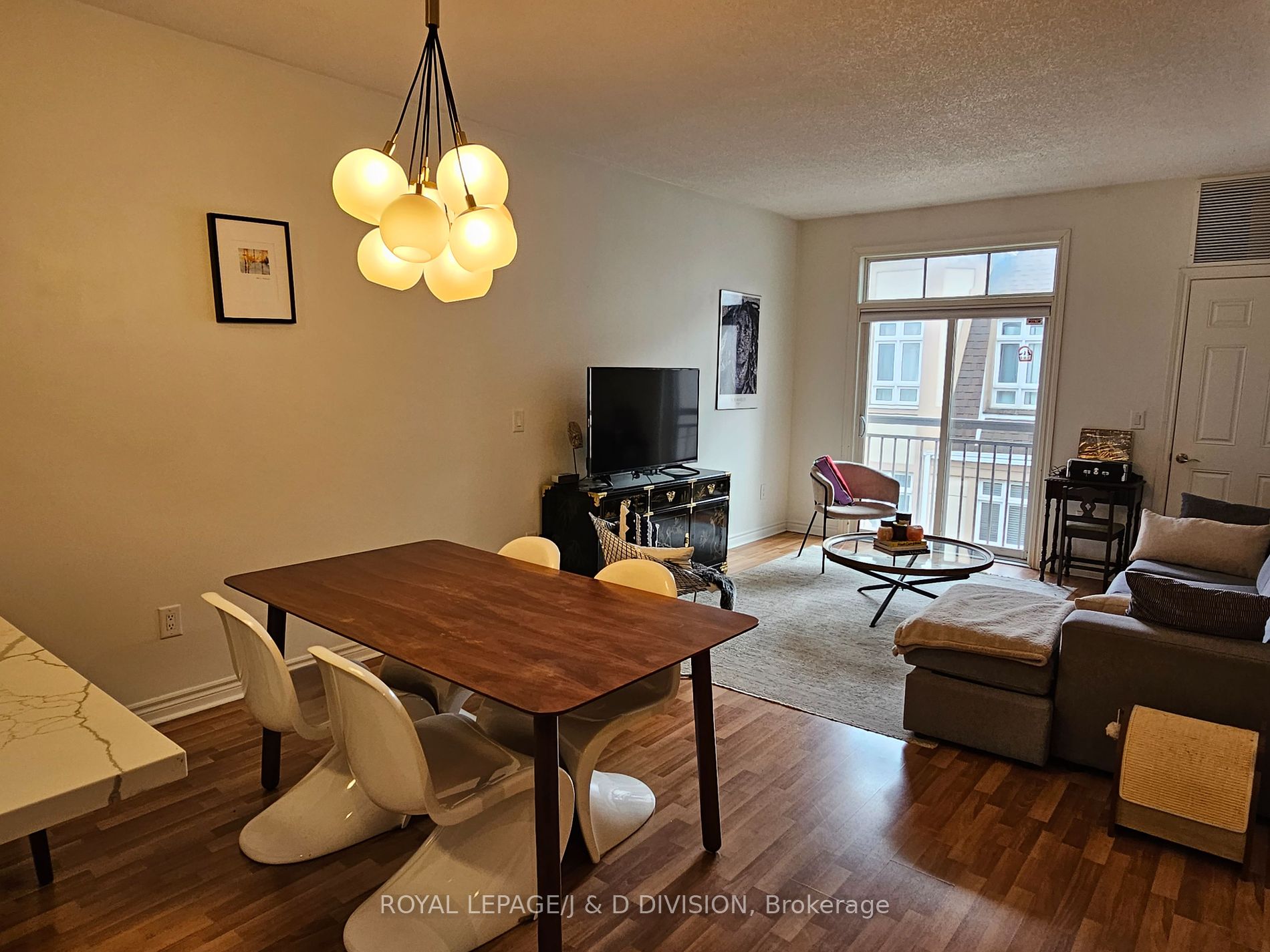 38 Gibson Ave, #9