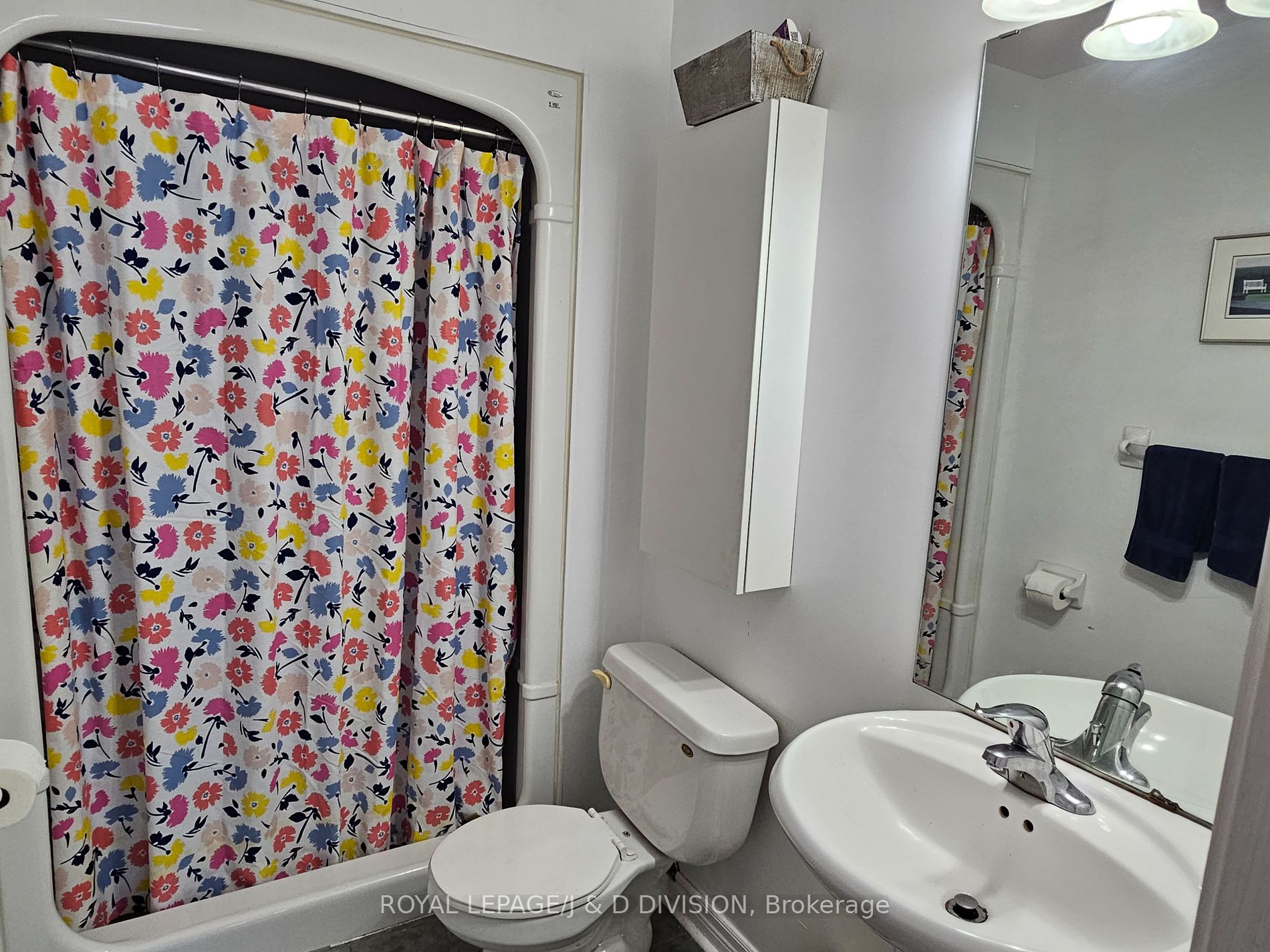 38 Gibson Ave, #9
