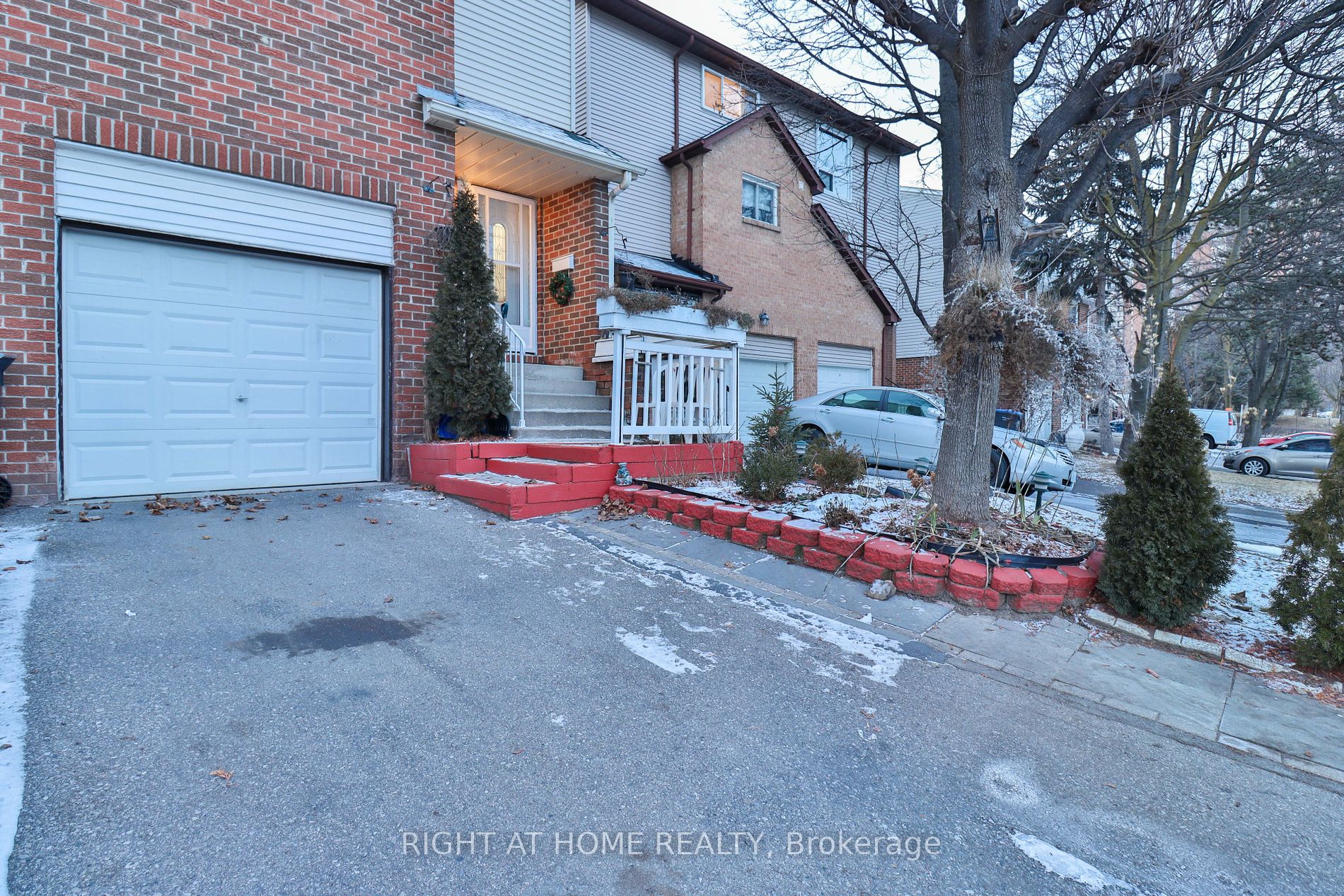 3356 Burdock Place