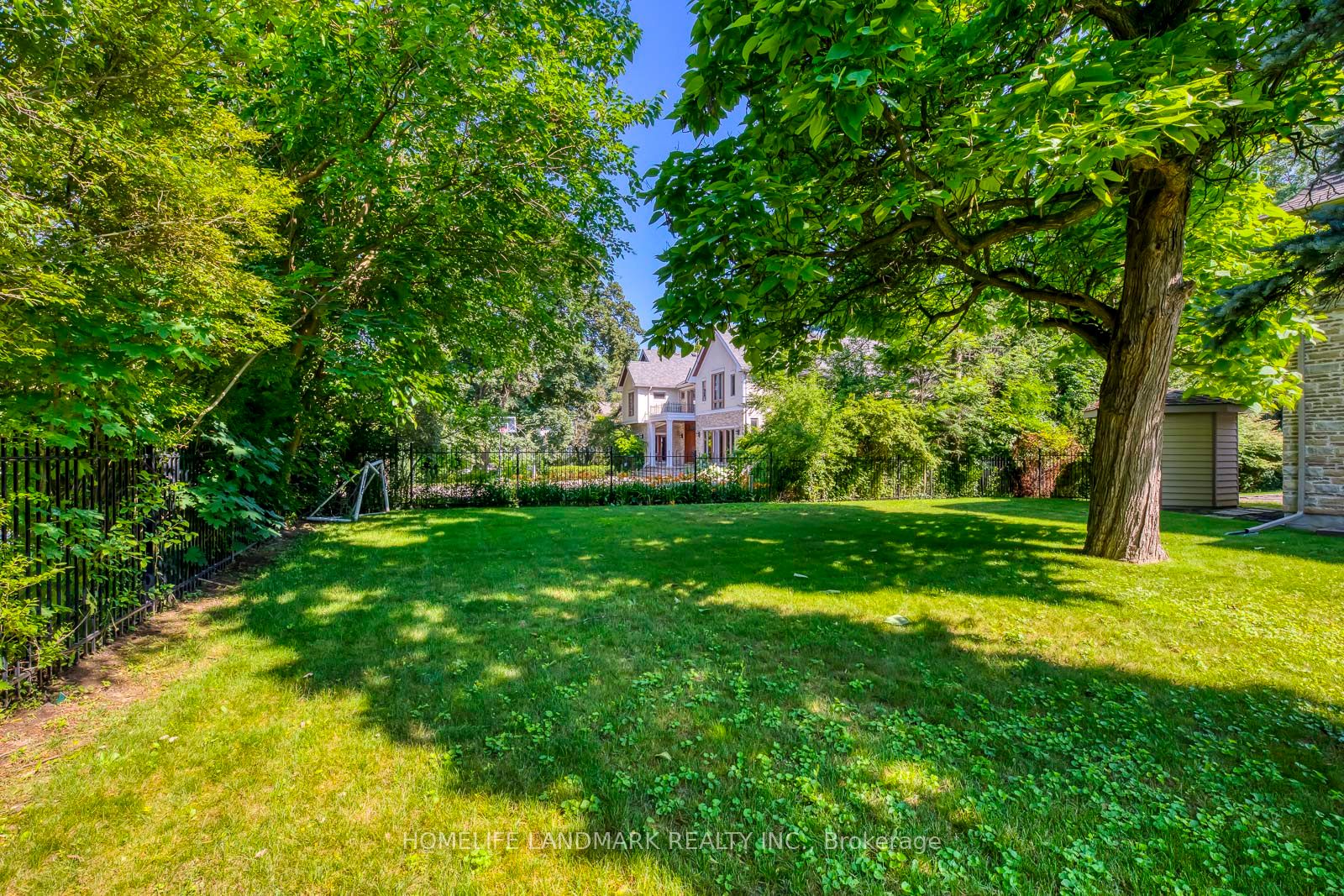 415 Morrison Rd