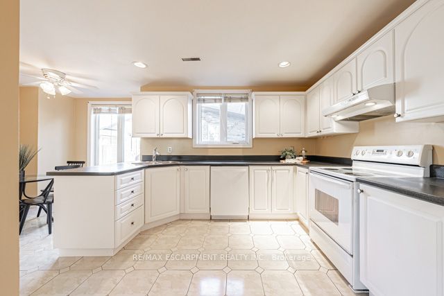3230 New St, #14