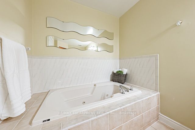 3230 New St, #14