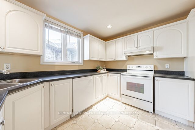 3230 New St, #14