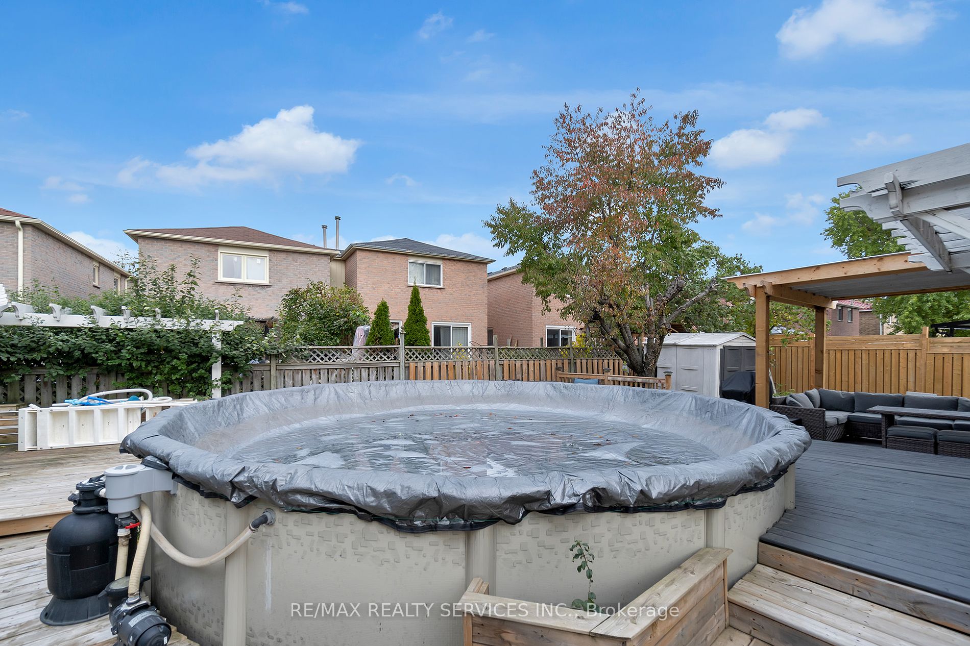 12 Crandall Crt