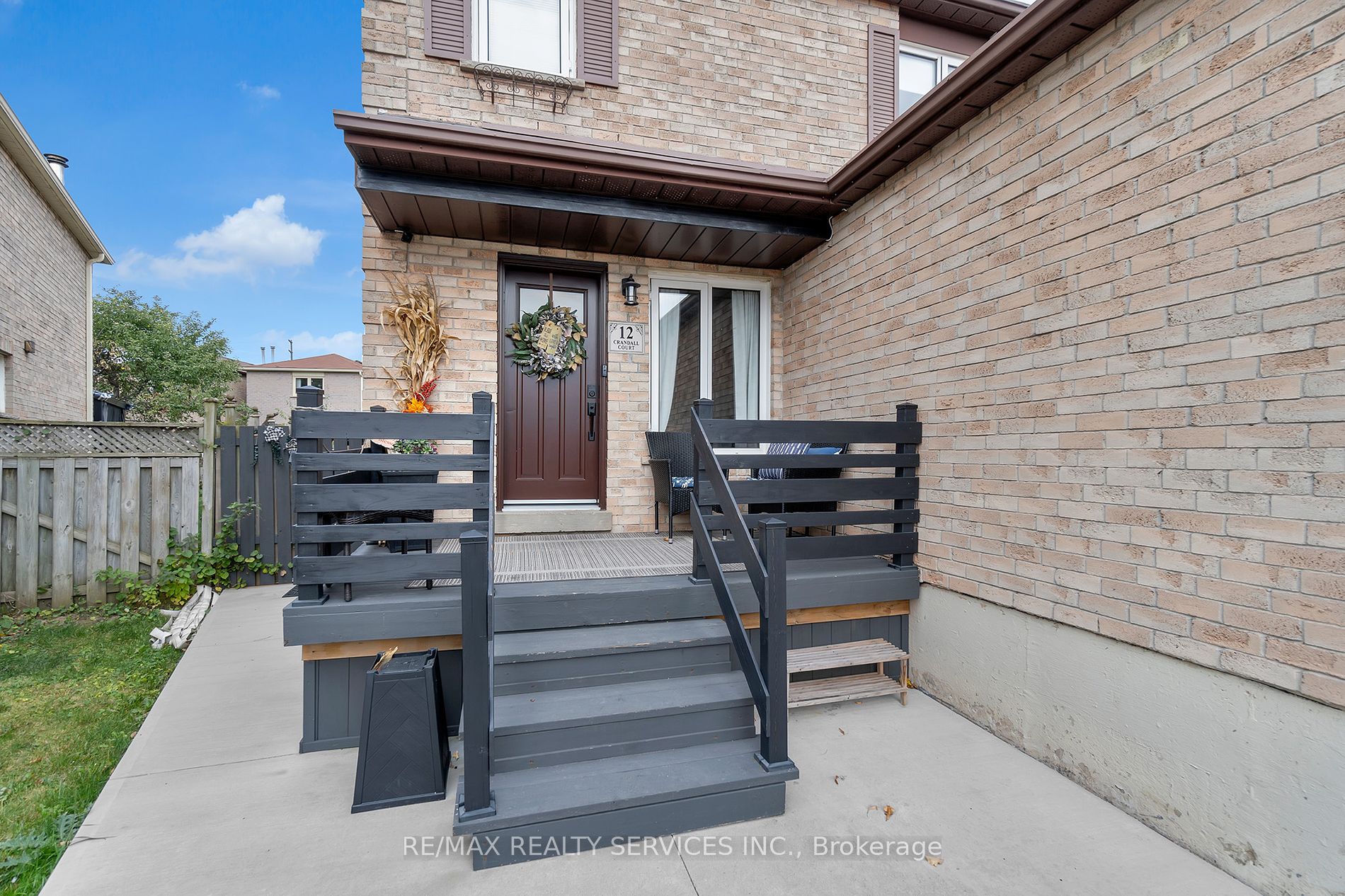 12 Crandall Crt
