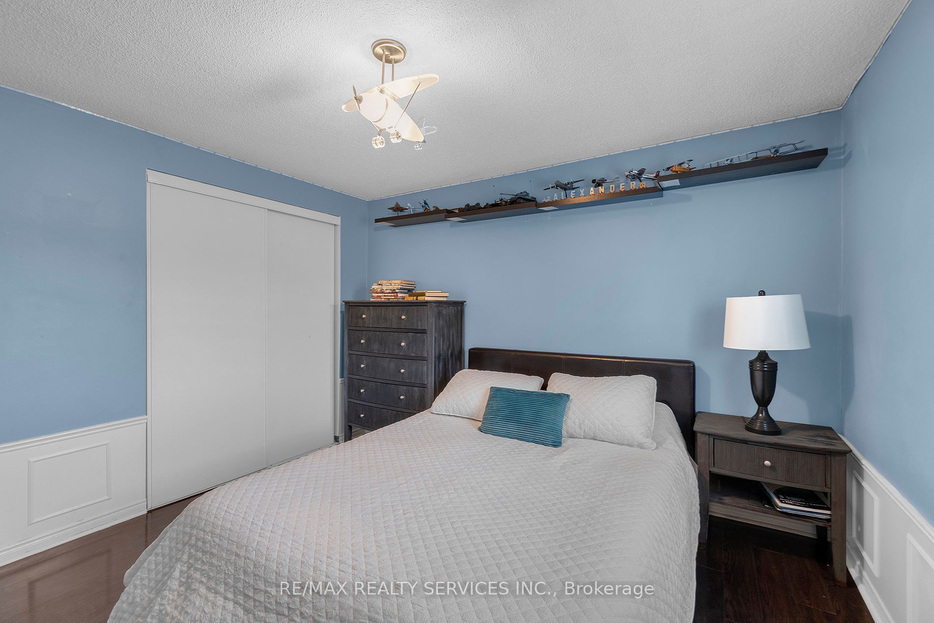 12 Crandall Crt