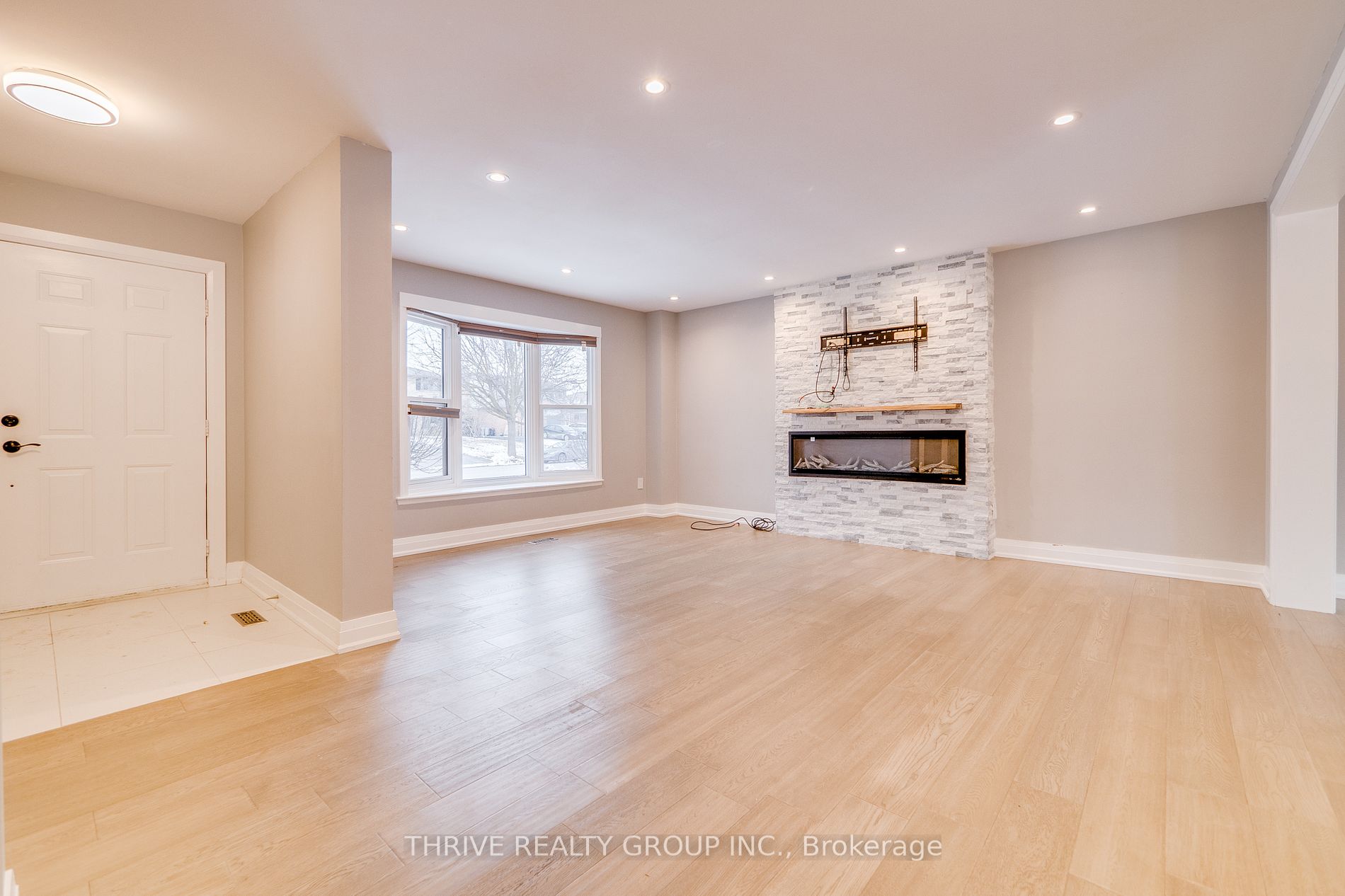 774 Syer Dr