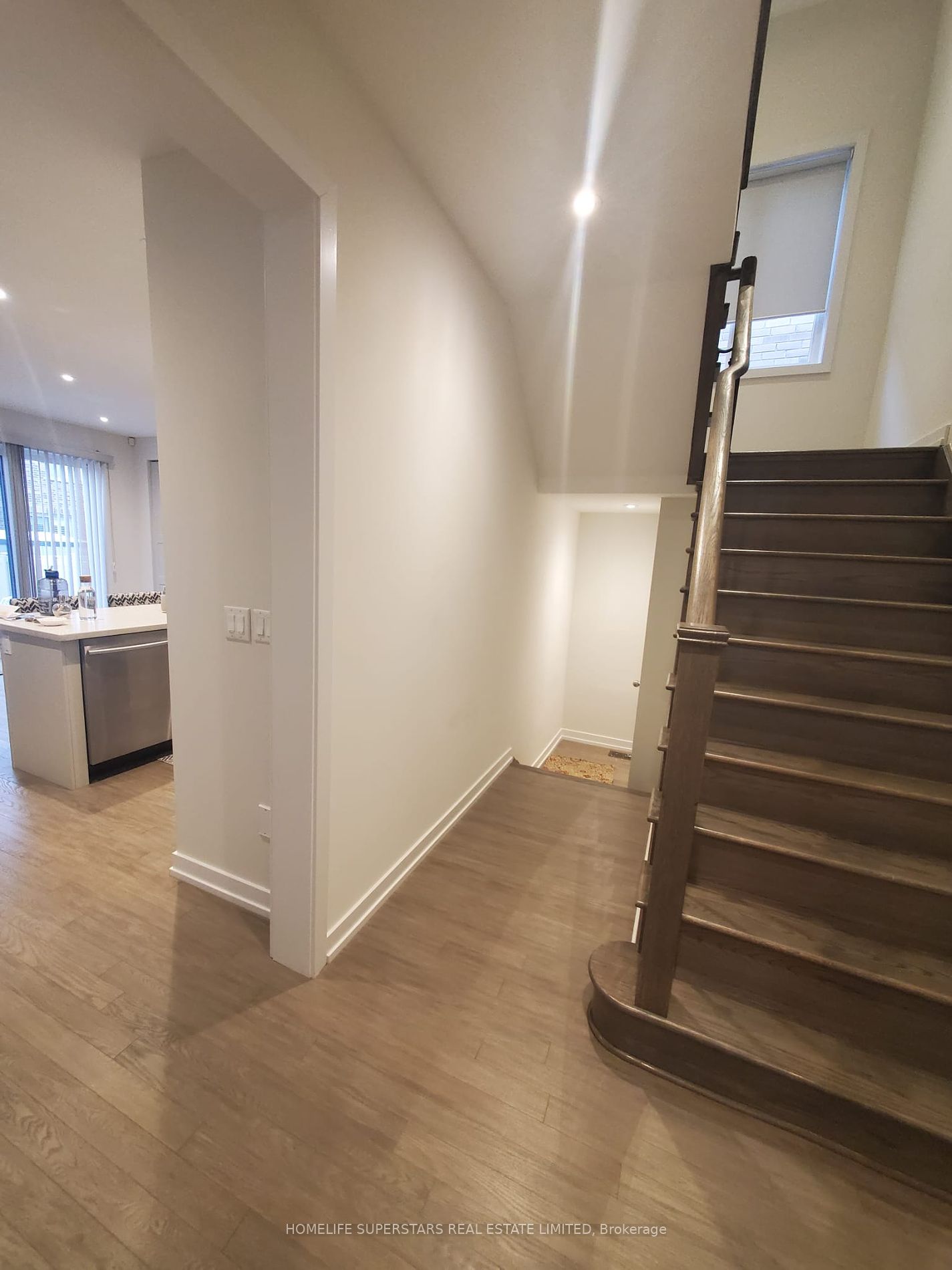 15 Dalecrest Road
