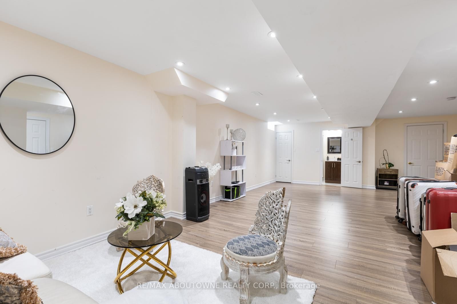 3216 Robert Brown Boulevard