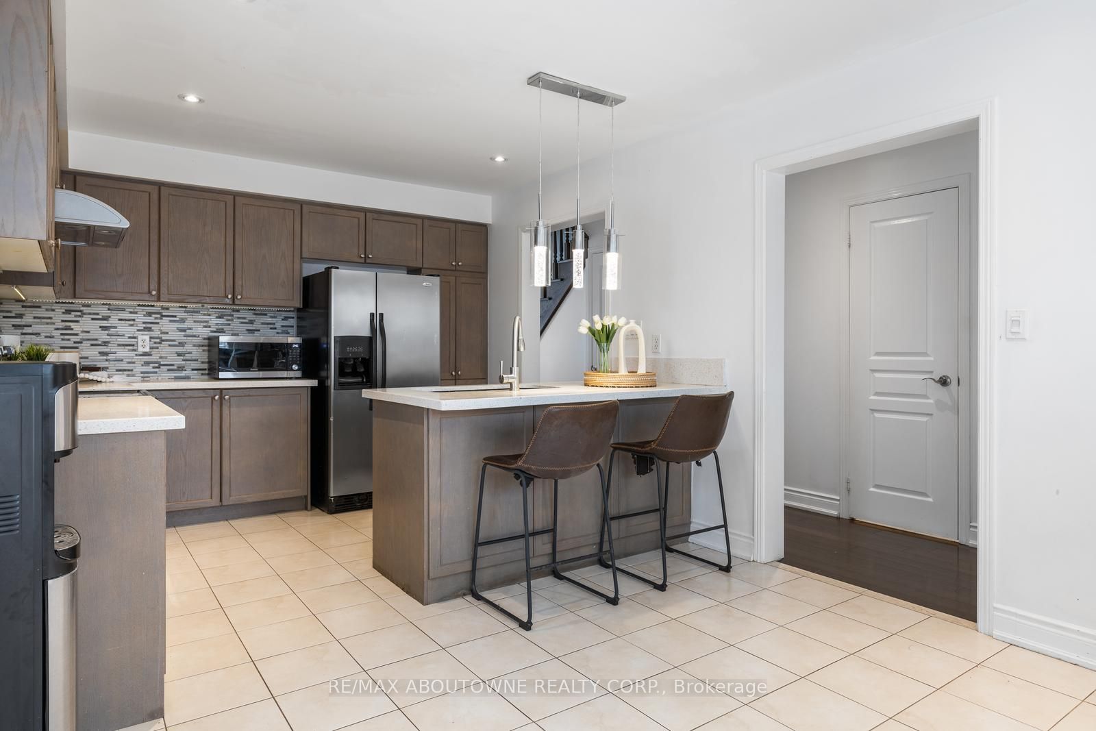 3216 Robert Brown Boulevard