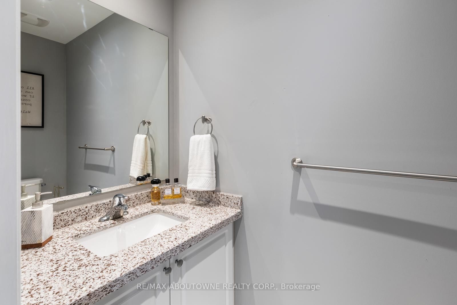 3216 Robert Brown Boulevard