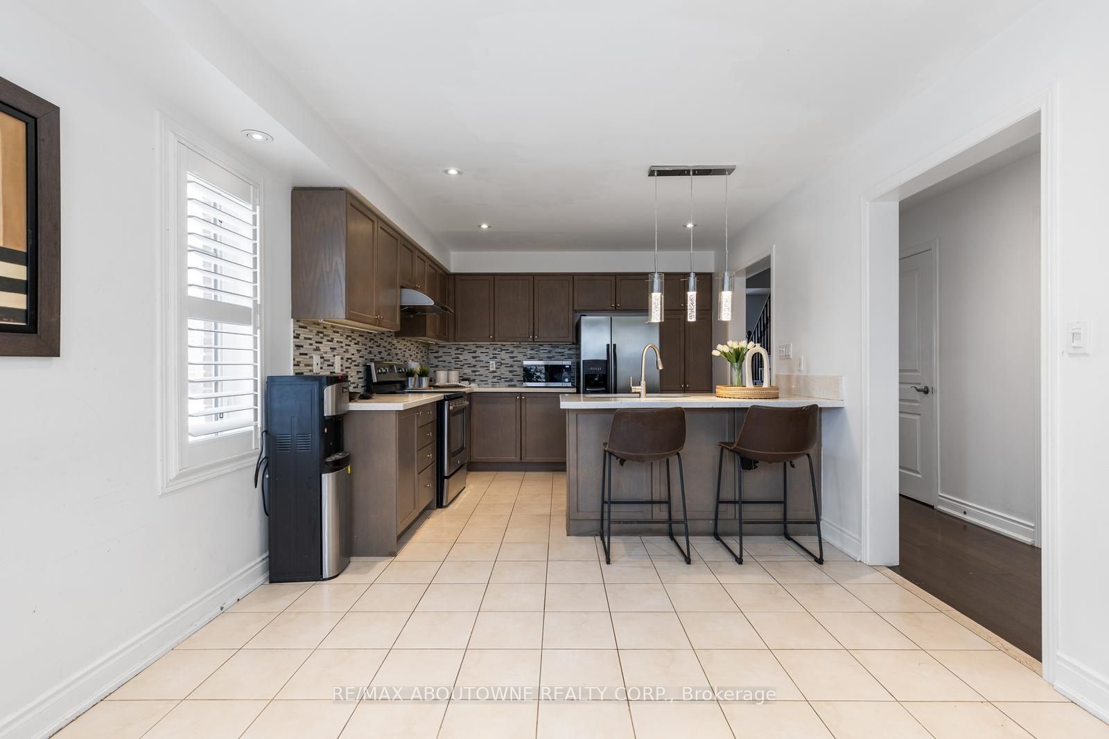 3216 Robert Brown Boulevard