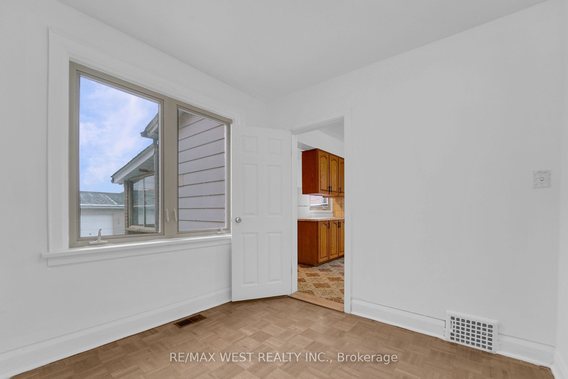 151 Ascot Avenue, #Main