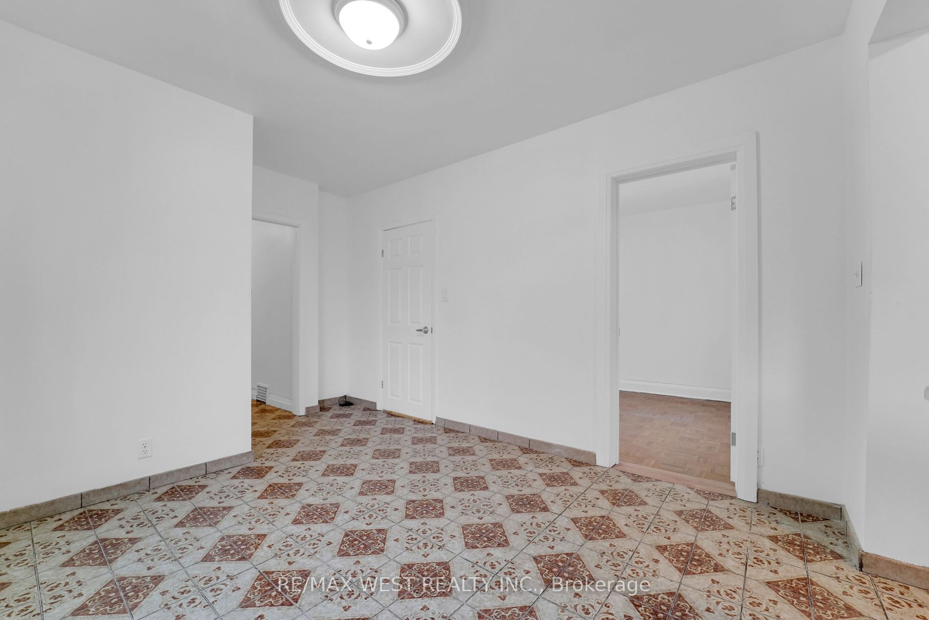 151 Ascot Avenue, #Main