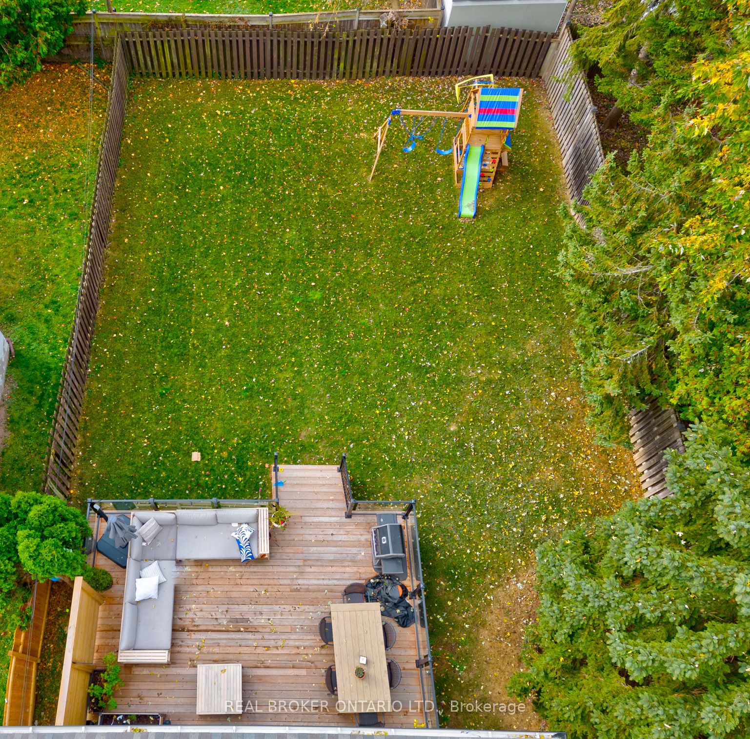 488 Holtby Ave