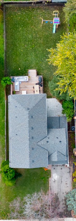 488 Holtby Ave