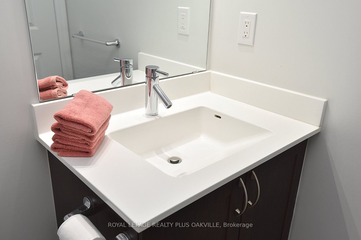 1940 Ironstone Dr, #103