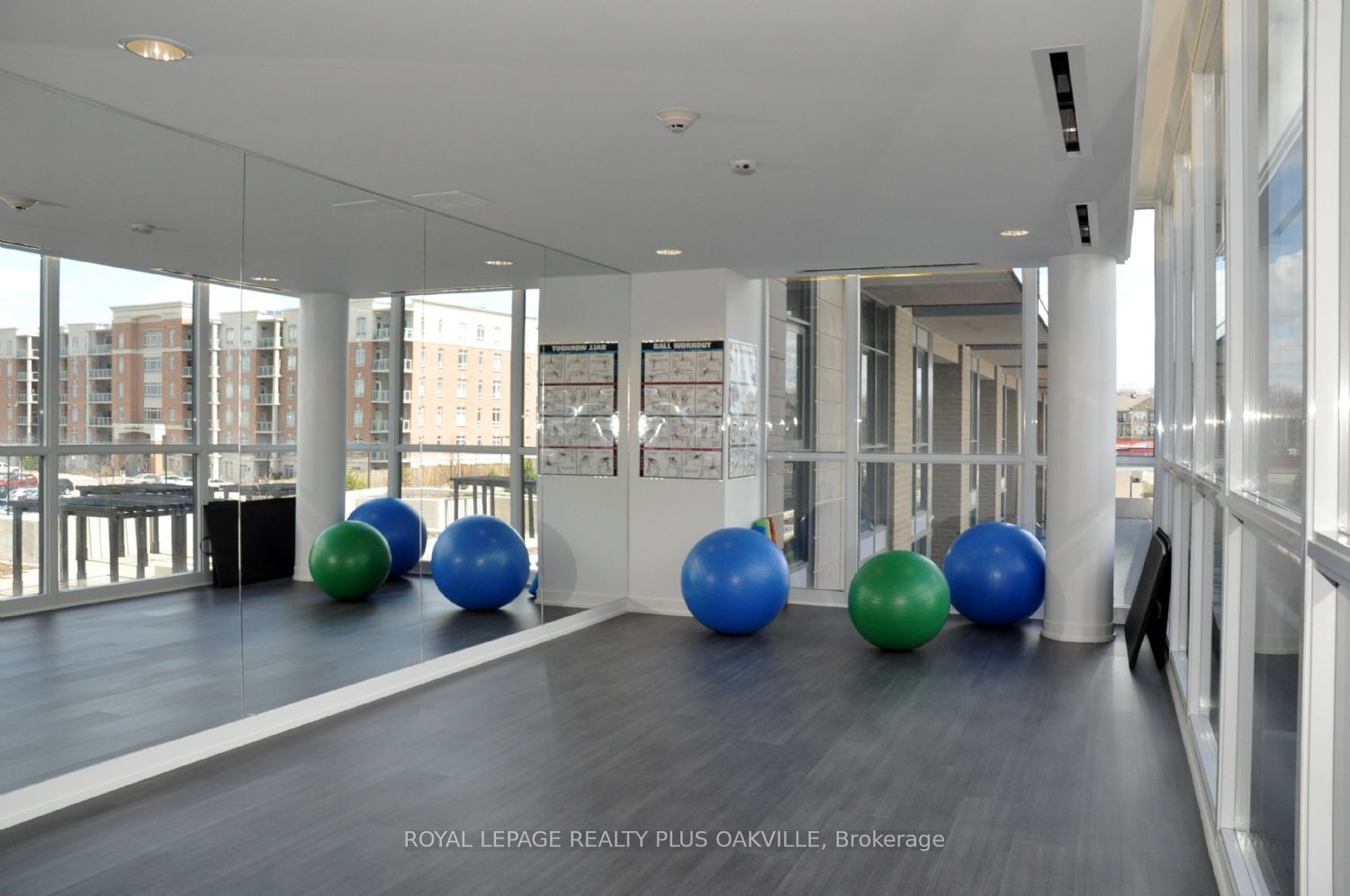 1940 Ironstone Dr, #103