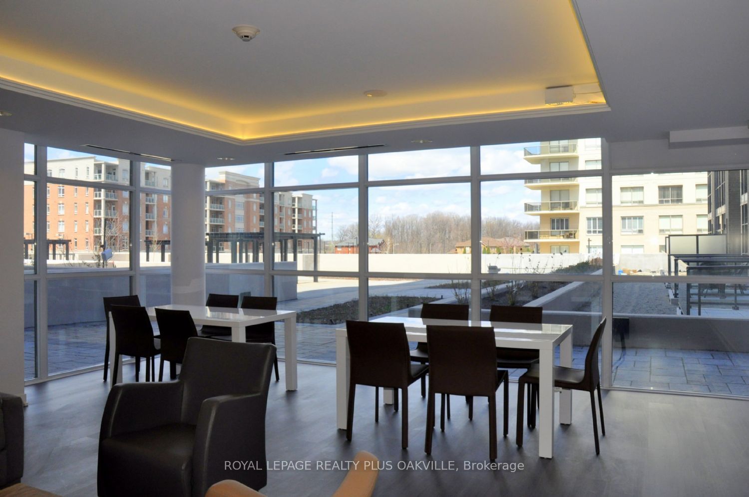 1940 Ironstone Dr, #103