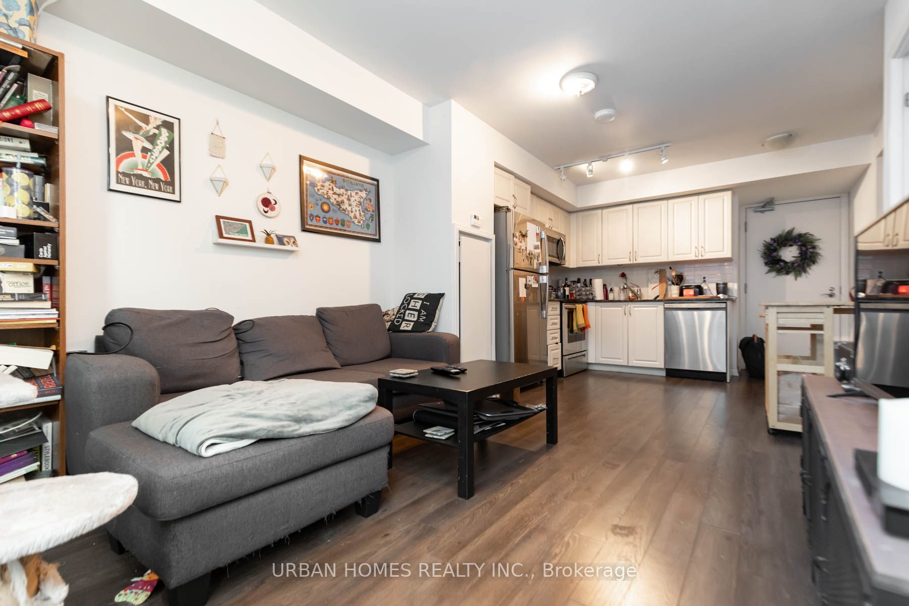 3091 Dufferin St, #734