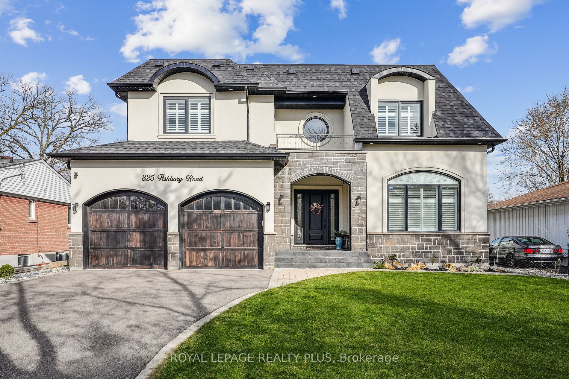 325 Ashbury Road