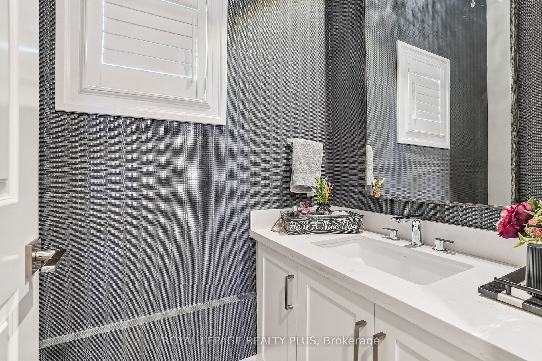 325 Ashbury Road