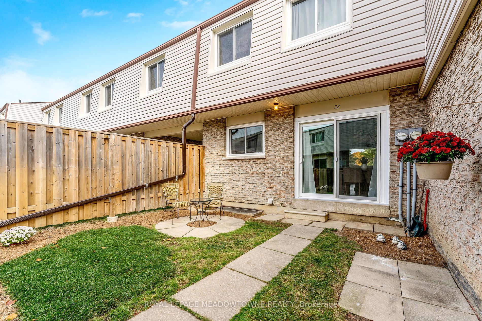 46 Mountainview Rd S, #32