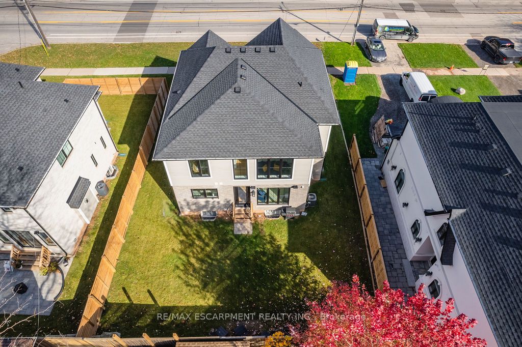 308 Appleby Line