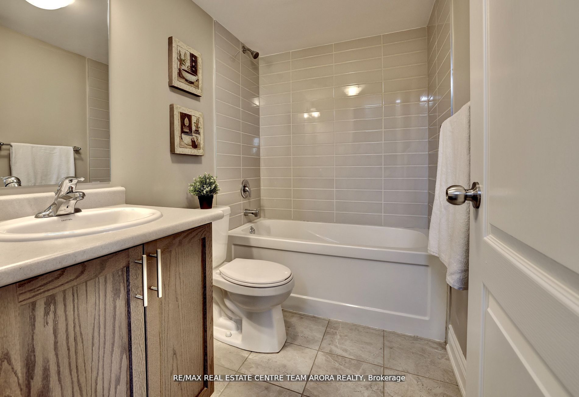 52 Brushwood Drive
