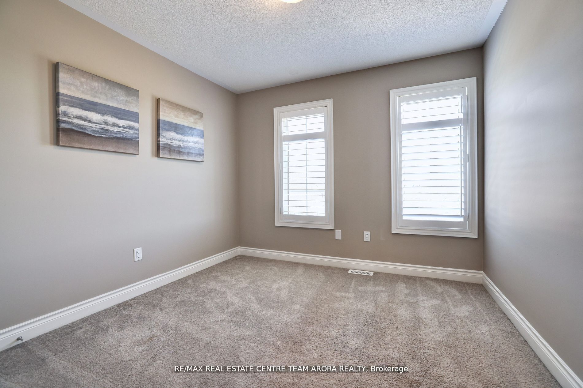 52 Brushwood Drive