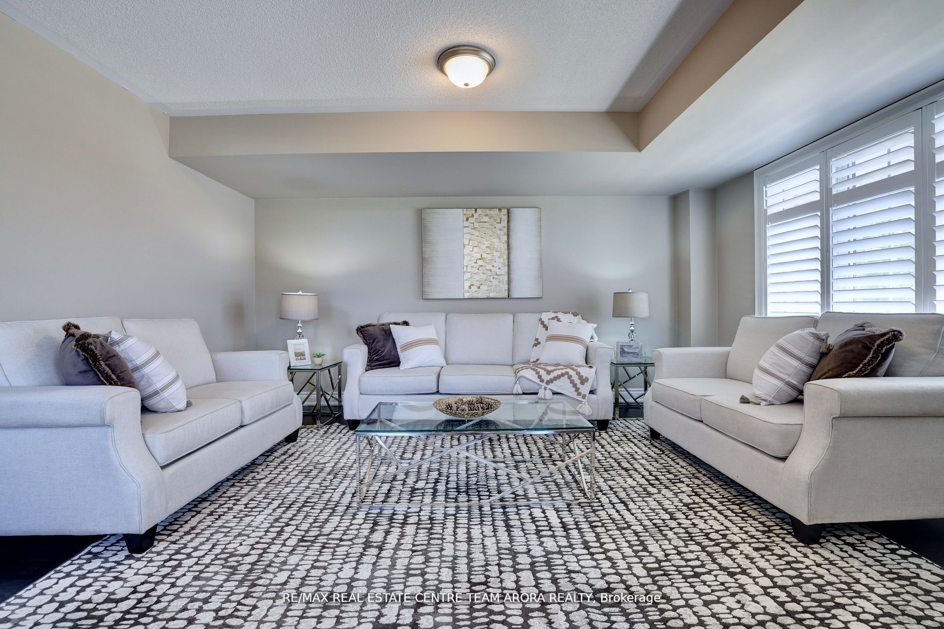 52 Brushwood Drive