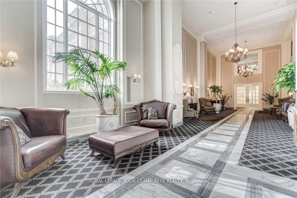 2285 Lakeshore Blvd W, #2309